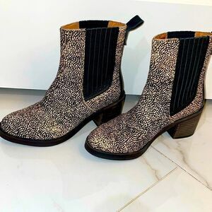 UGG Camden Calf Hair Chelsea Boots